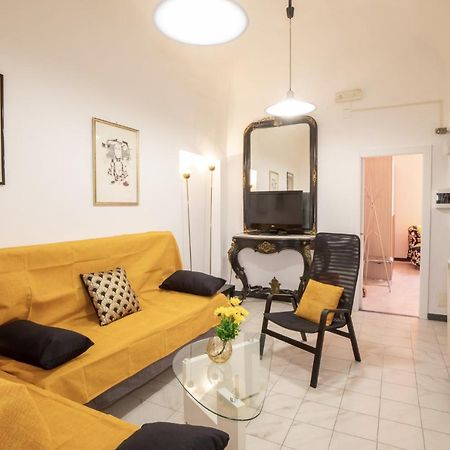 Apartmán Via Manzoni Savona Exteriér fotografie