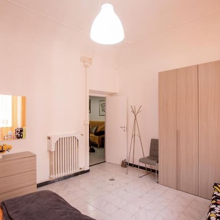 Apartmán Via Manzoni Savona Exteriér fotografie