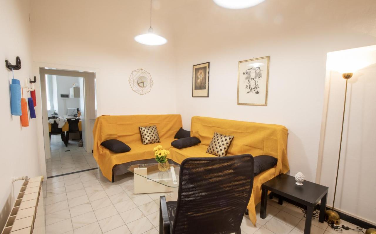 Apartmán Via Manzoni Savona Exteriér fotografie