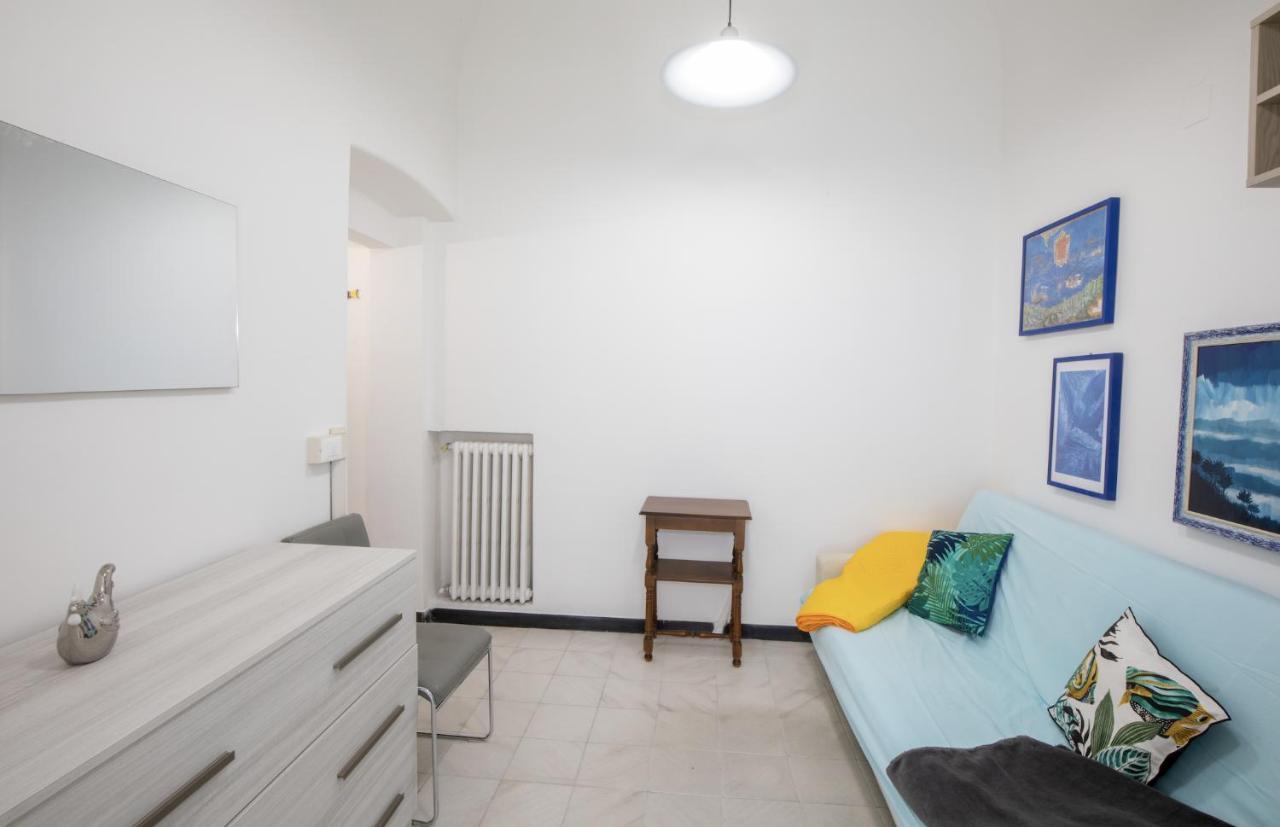 Apartmán Via Manzoni Savona Exteriér fotografie